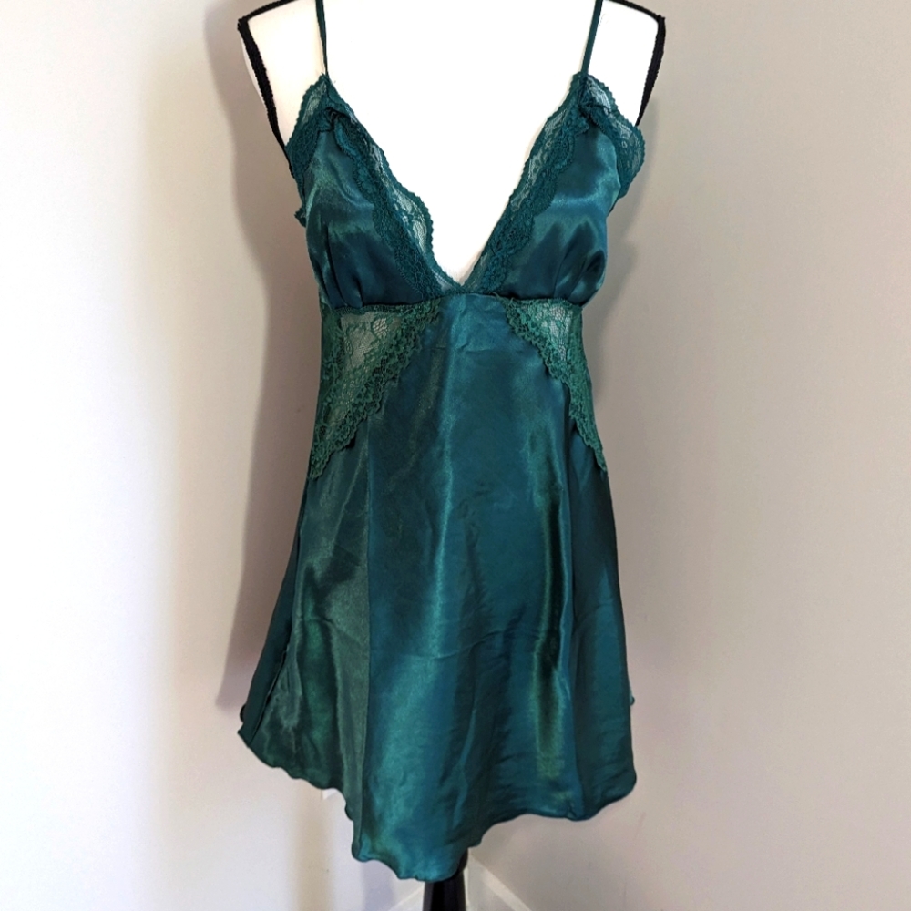 Satin and lace emerald green nightgown slip babydoll lingerie gown size L